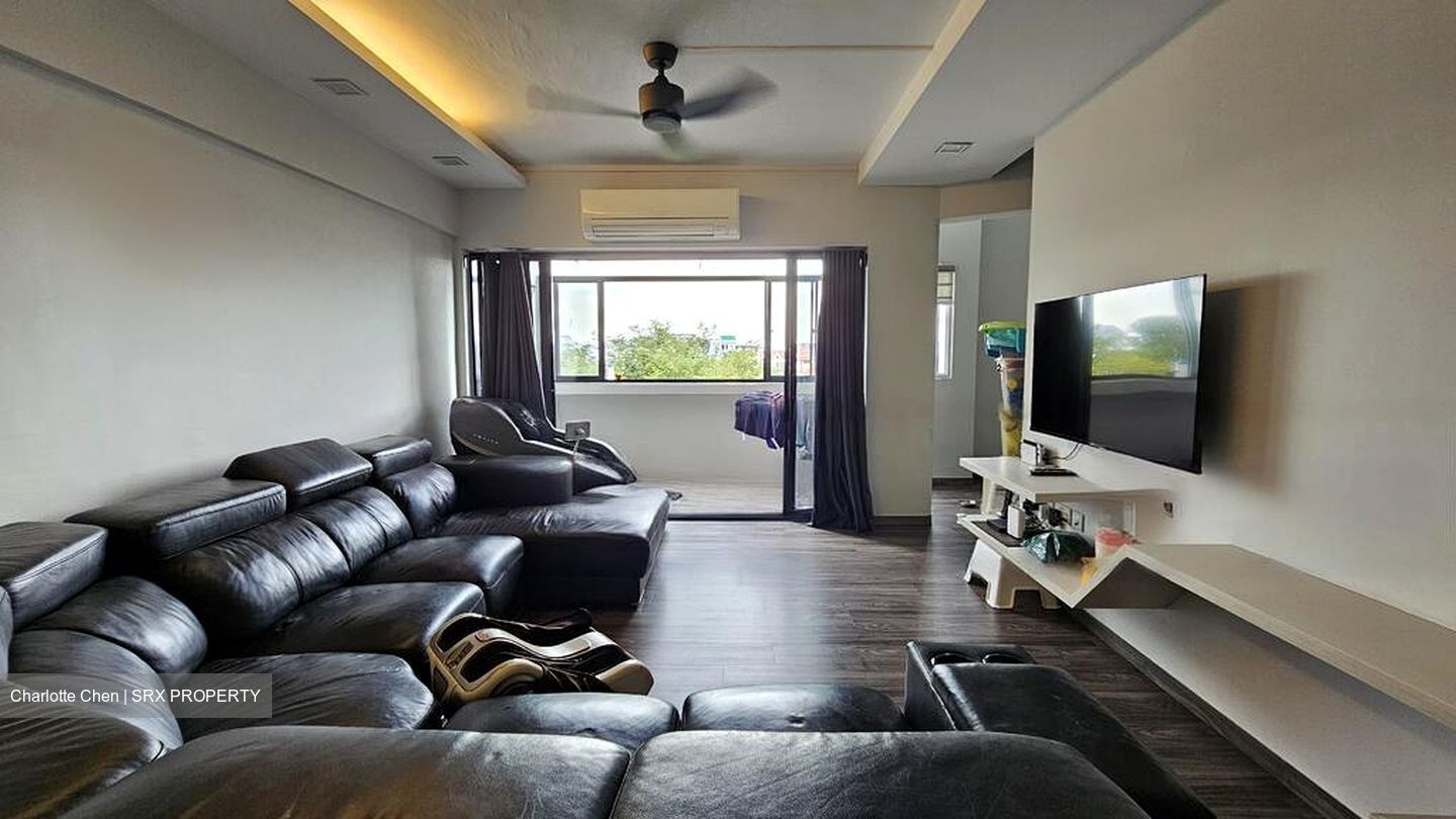 Blk 145 Lorong Ah Soo (Hougang), HDB Executive #558595411